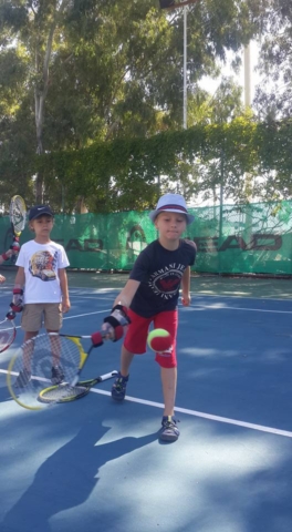 tenis,tenis kursu,tenis dersi,forehand,backhand,elcik,oktenis,tenis okulu,tenis akademi,tenis video,ttf,tenisfederasyonu,ogünköprülü