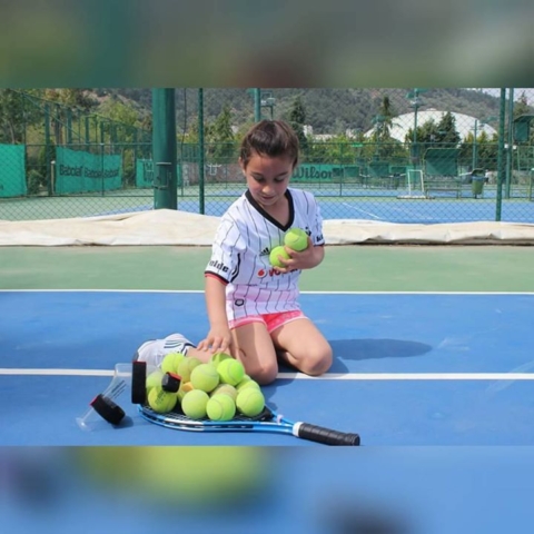 tenis,tenis kursu,tenis dersi,forehand,backhand,elcik,oktenis,tenis okulu,tenis akademi,tenis video,ttf,tenisfederasyonu,ogünköprülü