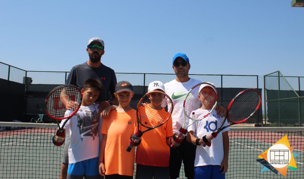 tenis,tenis kursu,tenis dersi,forehand,backhand,elcik,oktenis,tenis okulu,tenis akademi,tenis video,ttf,tenisfederasyonu,ogünköprülü