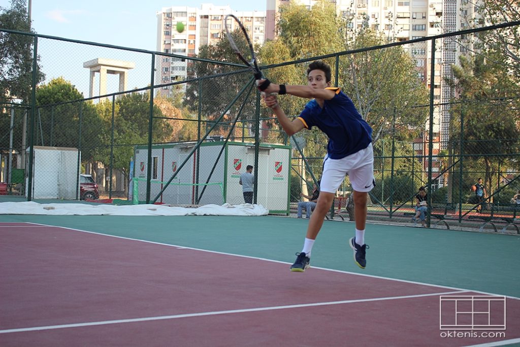 tenis,tenis kursu,tenis dersi,forehand,backhand,elcik,oktenis,tenis okulu,tenis akademi,tenis video,ttf,tenisfederasyonu,ogünköprülü