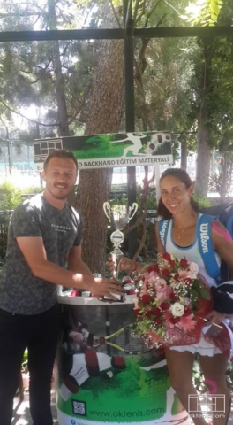 tenis,tenis kursu,tenis dersi,forehand,backhand,elcik,oktenis,tenis okulu,tenis akademi,tenis video,ttf